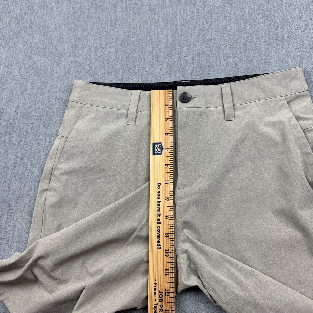 Vuori Aim Shorts Mens 28 Beige Chino Athletic Hiking Outdoor Flat Front V368 - Picture 8 of 14